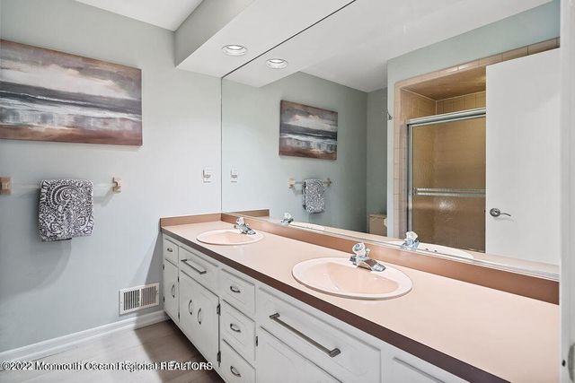 425 Atlantic Avenue, Spring Lake, NJ 07762