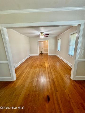 2104 Charles Boulevard, Greenville, NC 27858