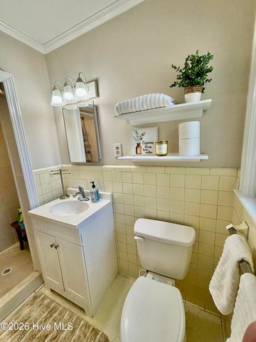 2104 Charles Boulevard, Greenville, NC 27858