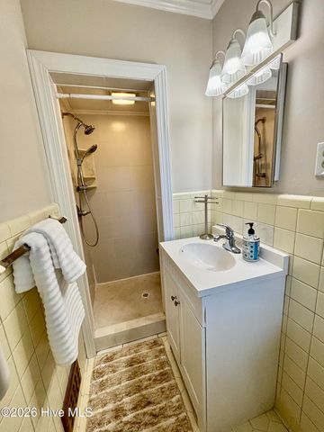 2104 Charles Boulevard, Greenville, NC 27858