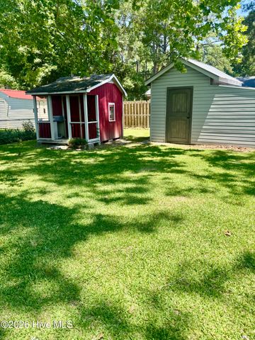 2104 Charles Boulevard, Greenville, NC 27858