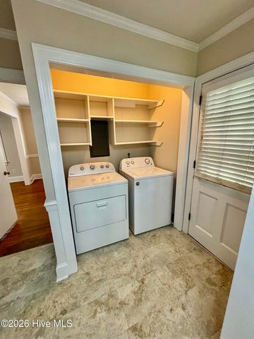 2104 Charles Boulevard, Greenville, NC 27858