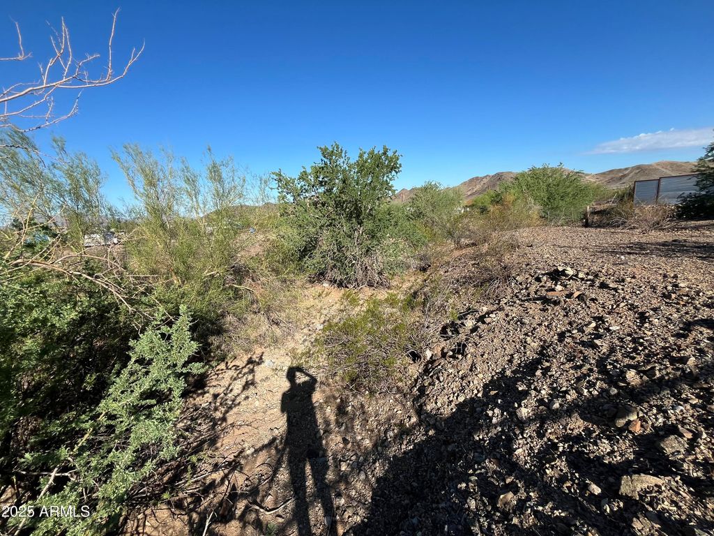 Image 9 of property listing at 11500 S 36TH Avenue -, Laveen, AZ 85339