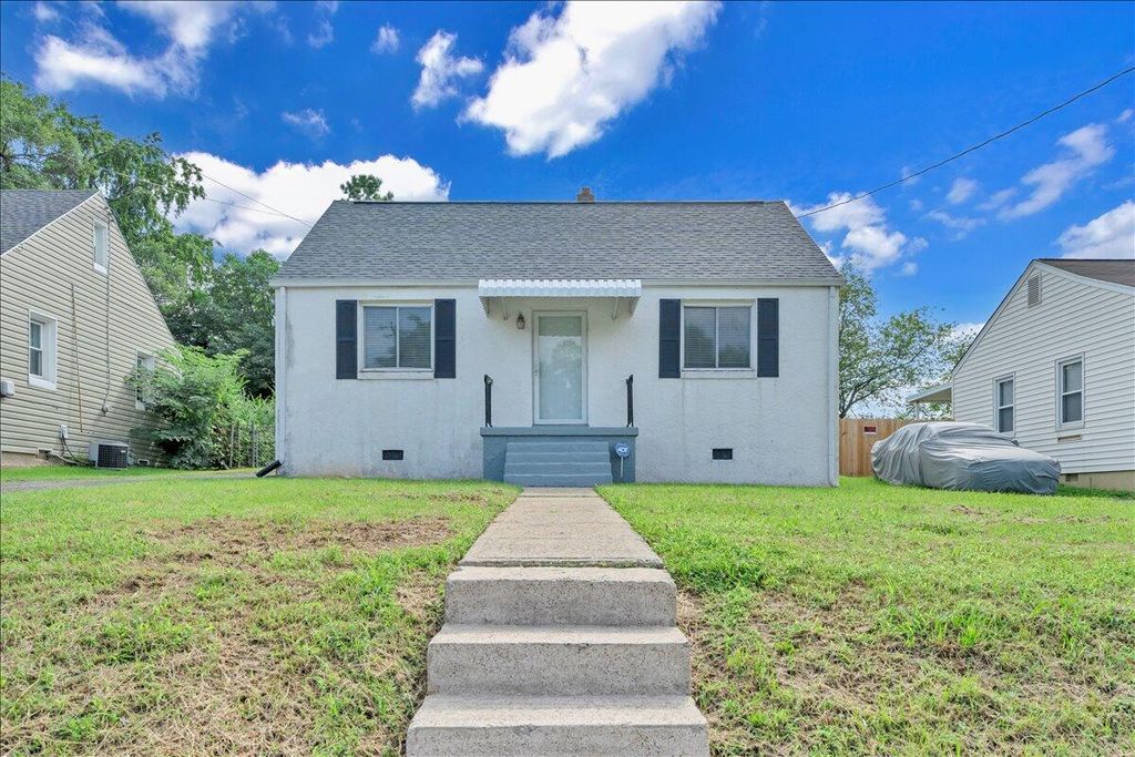 539 Crowmoor ST, Roanoke, VA 24017