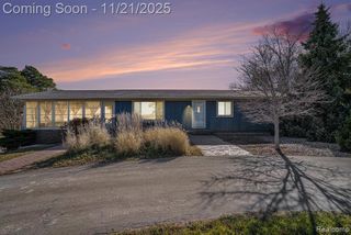 2500 Fisher Road, Howell, MI 48855