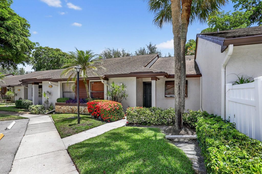 3204 Carambola Cir 0, Coconut Creek, FL 33066