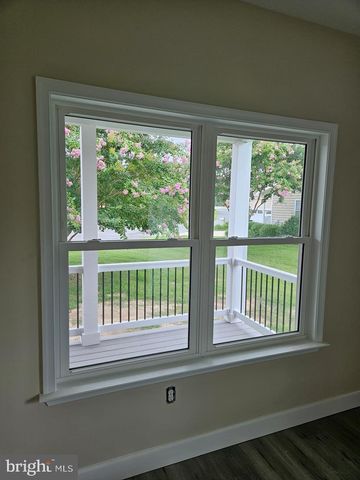 83 WATERS COVE CIR, Reedville, VA 22539