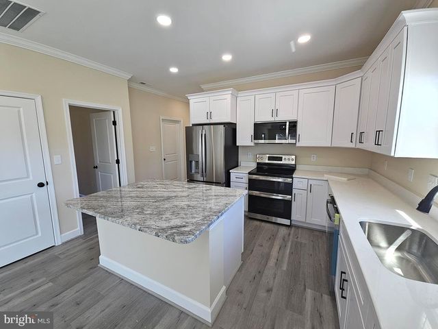 83 WATERS COVE CIRCLE, Reedville, VA 22539