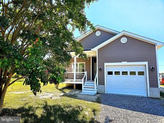83 WATERS COVE CIR, Reedville, VA 22539