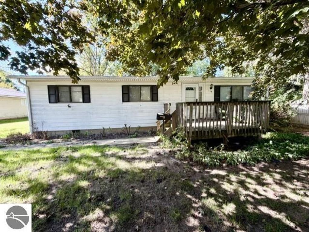 Image 1 of property listing at 510 S Mill Street, St Louis, MI 48880