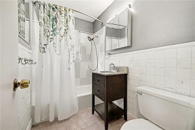 5525 NE 59th Terrace, Kansas City, MO 64119