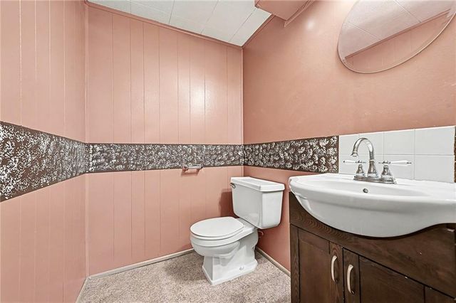 5525 NE 59th Terrace, Kansas City, MO 64119