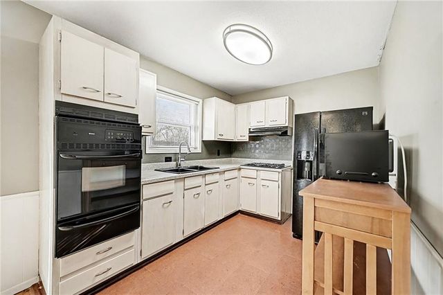 5525 NE 59th Terrace, Kansas City, MO 64119