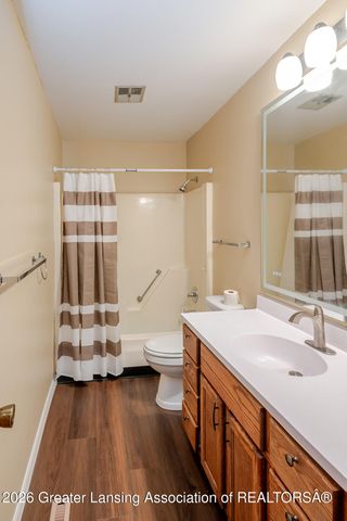 5650 Hughes Road, Lansing, MI 48911