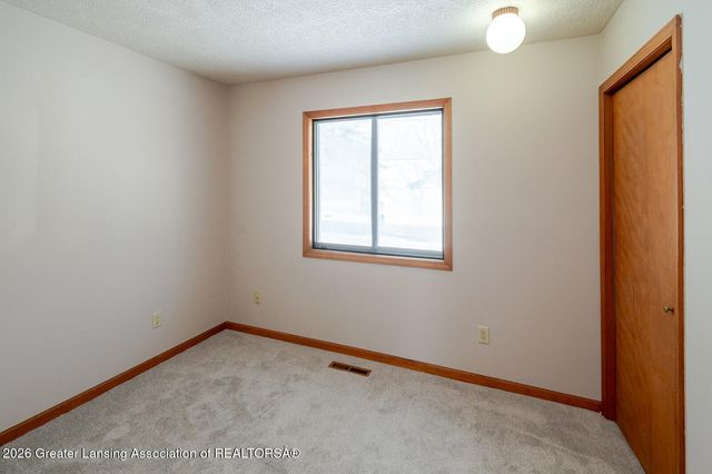 5650 Hughes Road, Lansing, MI 48911