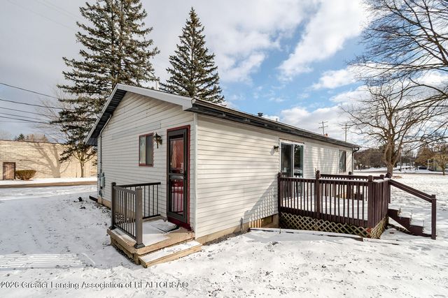 5650 Hughes Road, Lansing, MI 48911