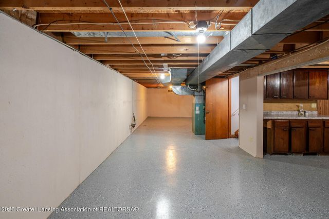 5650 Hughes Road, Lansing, MI 48911