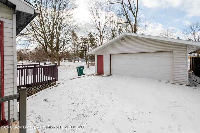 5650 Hughes Road, Lansing, MI 48911