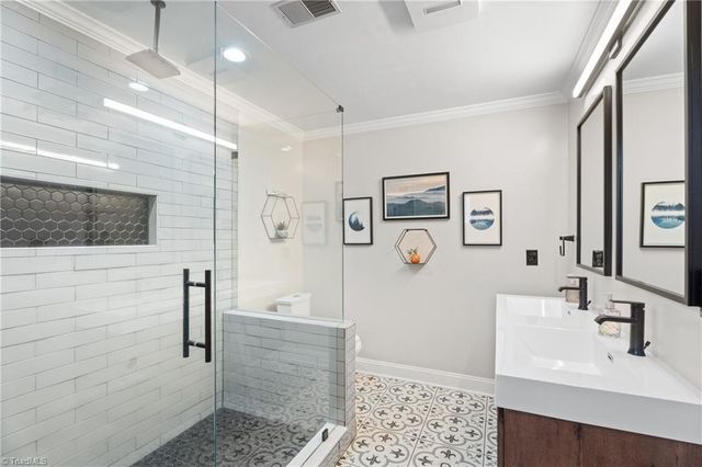 7588 Lasater Road, Clemmons, NC 27012