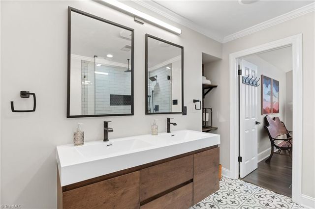 7588 Lasater Road, Clemmons, NC 27012