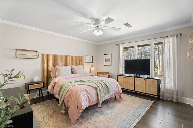 7588 Lasater Road, Clemmons, NC 27012