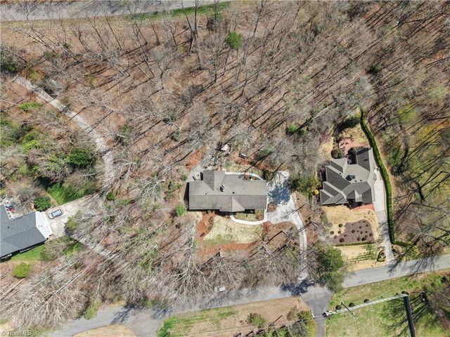 7588 Lasater Road, Clemmons, NC 27012