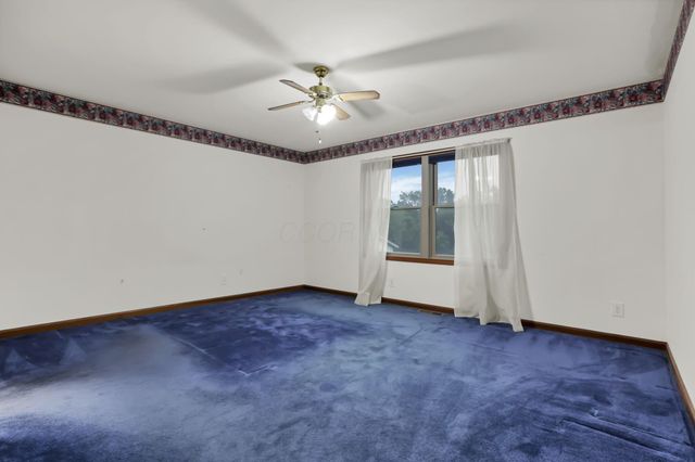 11839 Flint Ridge Road SE, Newark, OH 43055