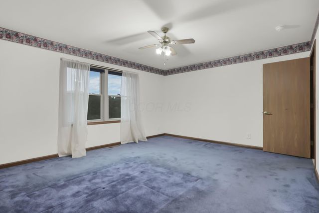 11839 Flint Ridge Road SE, Newark, OH 43055