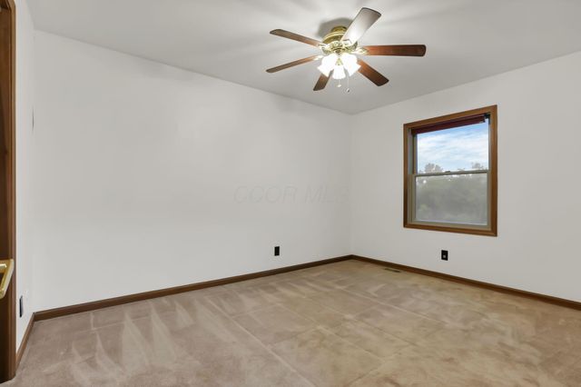 11839 Flint Ridge Road SE, Newark, OH 43055