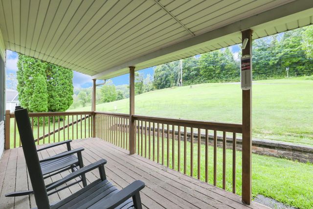 11839 Flint Ridge Road SE, Newark, OH 43055