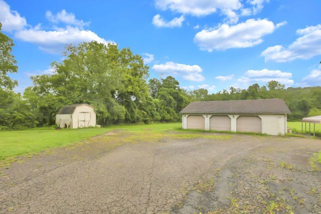 11839 Flint Ridge Road SE, Newark, OH 43055