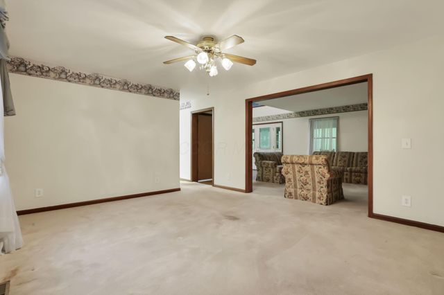 11839 Flint Ridge Road SE, Newark, OH 43055