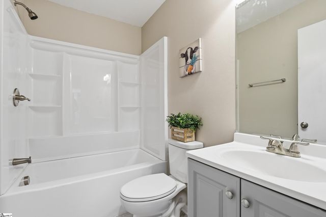 38 Shore Drive, Greenville, SC 29611