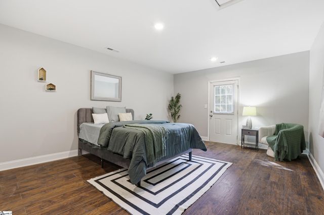 38 Shore Drive, Greenville, SC 29611
