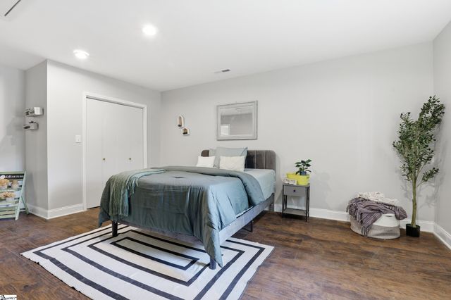 38 Shore Drive, Greenville, SC 29611
