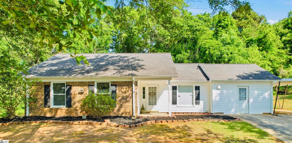 38 Shore Drive, Greenville, SC 29611