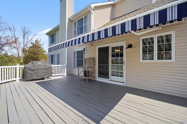3 Brenner Ridge Road, Pleasant Valley, NY 12569