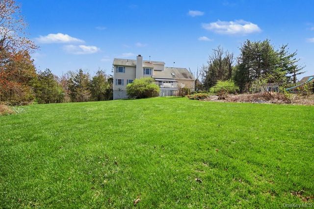 3 Brenner Ridge Road, Pleasant Valley, NY 12569