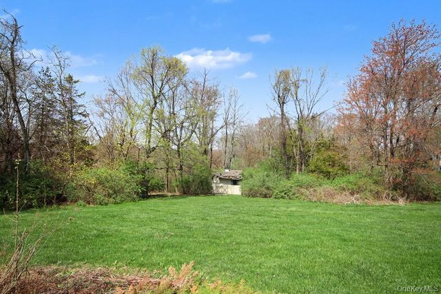 3 Brenner Ridge Road, Pleasant Valley, NY 12569
