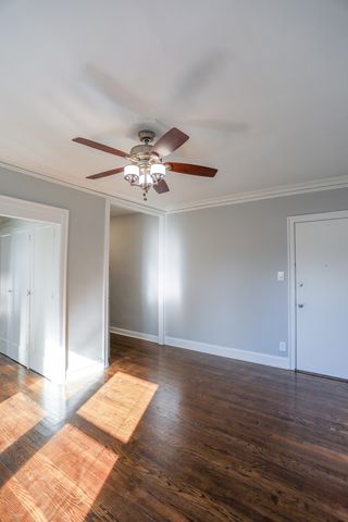 5740 S Stony Island Avenue 2W, Chicago, IL 60637