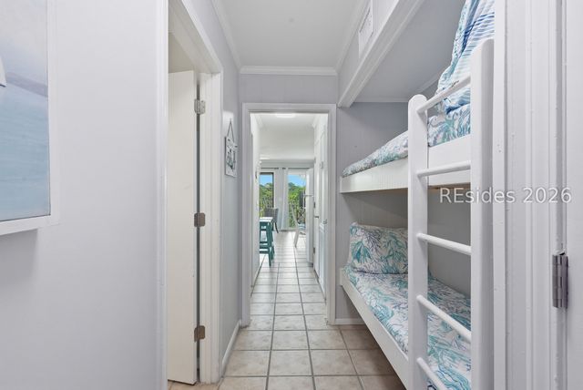 40 Folly Field Rd Apt C302, Hilton Head Island, SC 29928