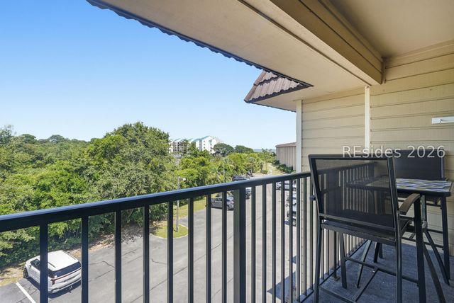 40 Folly Field Rd Apt C302, Hilton Head Island, SC 29928
