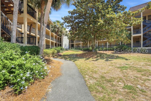 40 Folly Field Rd Apt C302, Hilton Head Island, SC 29928
