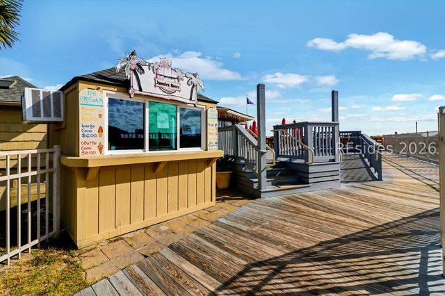 40 Folly Field Rd Apt C302, Hilton Head Island, SC 29928