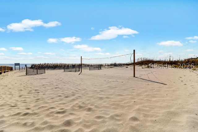 40 Folly Field Rd Apt C302, Hilton Head Island, SC 29928