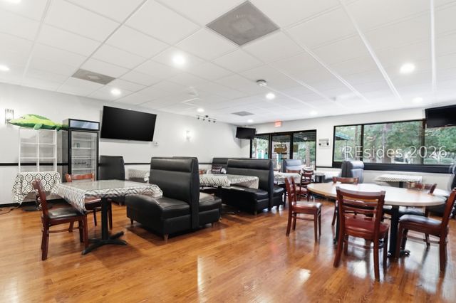 40 Folly Field Rd Apt C302, Hilton Head Island, SC 29928
