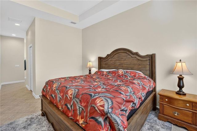 3350 Sandpiper WAY, Naples, FL 34109