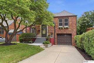 5123 Lake Street, Omaha, NE 68104