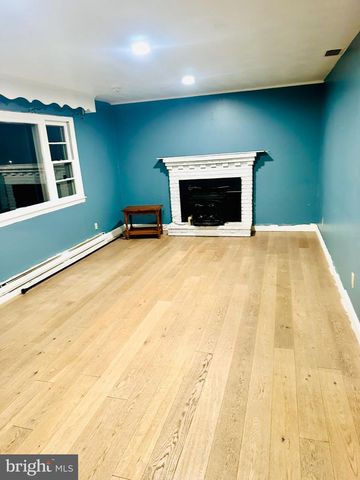 323 RUSSELCROFT RD, Winchester, VA 22601