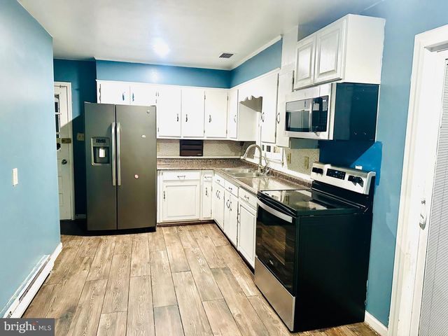 323 RUSSELCROFT RD, Winchester, VA 22601